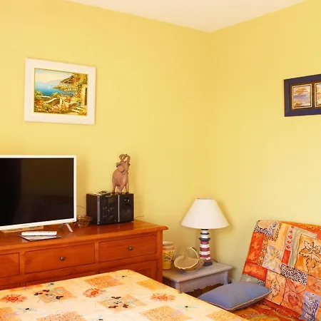 4 Pers En Rdj, 1 Chambre, Terrasse + Parking, Proche Plage - Ref Qso274 * Agde