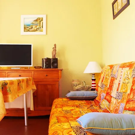 4 Pers En Rdj, 1 Chambre, Terrasse + Parking, Proche Plage - Ref Qso274 Agde
